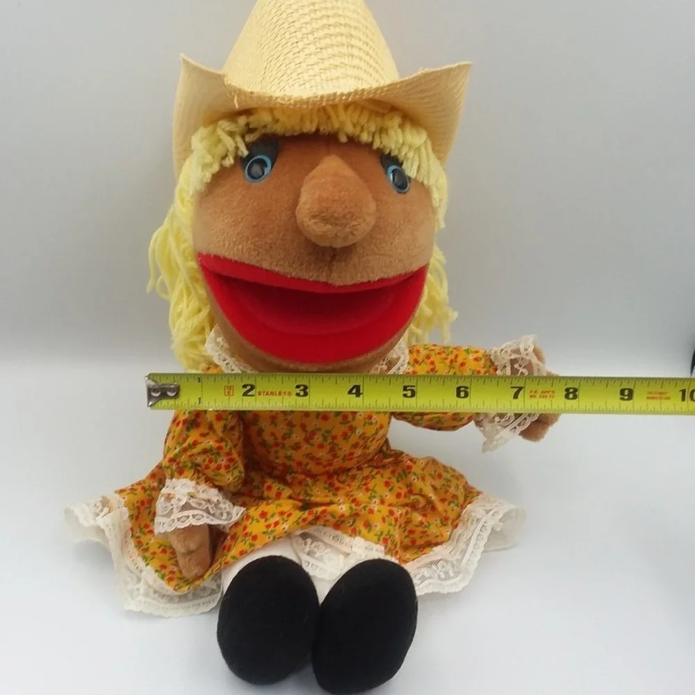 Miss Daisy Soft Plush Doll Hee Haw Cowboy Hat‎ Vintage Shotgun Red Toy Doll 12'